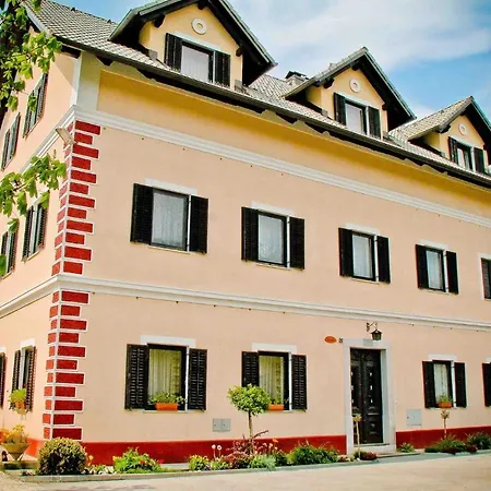 Tourist Farm Tominc Κατάλυμα σε φάρμα Brezje