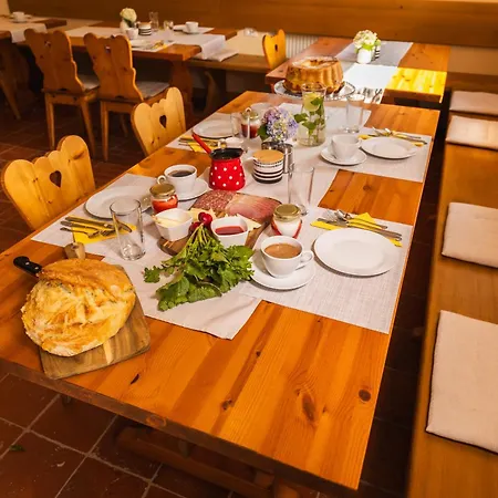 Tourist Farm Tominc Vakantieboerderij